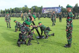 Baca juga : Kemampuan dan Ketangguhan Prajurit Badak Hitam Diuji