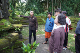 Baca juga : Surya Suamba Pantau Rencana Pembangunan Museum Yadnya serta Destinasi Wisata Sulangai, Petang