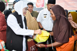 Baca juga : Gelar Pasar Murah, Khofifah Pastikan Sembako Berharga Murah