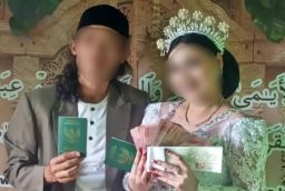 Baca juga : Pernikahan ASN Gresik dengan Pria Lamongan Mahar Rp 999.999.999