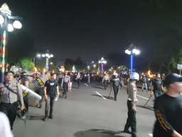 Baca juga : Massa BEM Se Jatim Bubar, Surabaya Kembali Kondusif