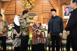 Baca juga : Ahmad Dhani Ramaikan Halal Bihalal Gubernur Bersama Kepala Daerah Se-Jatim