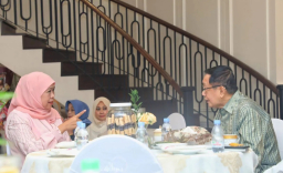 Baca juga : Alim Markus Pastikan Tidak akan PHK Buruh Maspion