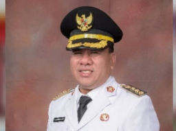 Baca juga : Bupati Kuansing Kecelakaan, Bodi Depan Mobil Ringsek Tabrak Truk