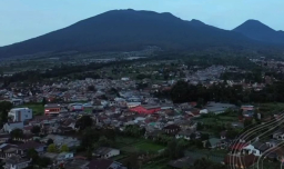 Baca juga : Penutupan Gunung Gede Pangrango, Ada Peningkatan Gempa Vulkanik