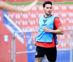 Baca juga : Liga 1: Ezra Walian Pulih, Perkuat Persik Kediri Vs Persija Jakarta