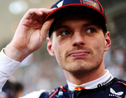 Baca juga : Iming-iming Kontrak Fantastis untuk Max Verstappen Keluar dari Red Bull