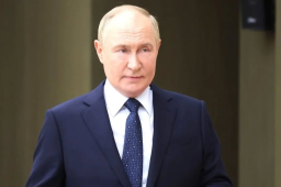 Baca juga : Vladimir Putin Umumkan Gencatan Senjata 72 Jam, mulai 8-11 Mei 2025