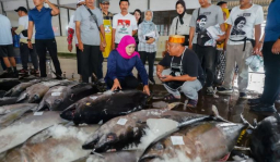Baca juga : Gubernur Jatim Ajak Nelayan Terapkan Konsep Ekonomi Biru