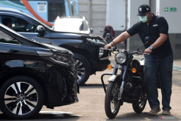 Baca juga : KPK Sita Mercedes Benz Ridwan Kamil