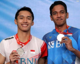 Baca juga : Keluar dari Pelatnas, Ini Prestasi Jonatan Christie dan Chico