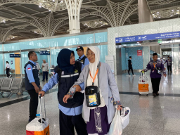 Baca juga : Layanan Munakosah Asrama Haji dan Fast Track Permudah Ratusan Ribu Jemaah