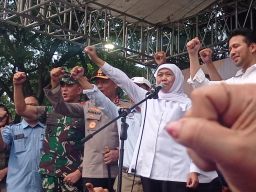 Baca juga : Gubernur Jatim Siapkan Solusi bagi Korban PHK