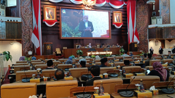 Baca juga : Anggota Fraksi Golkar Jatim Walk Out dari Paripurna tentang BUMD, Ini Alasannya