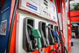 Baca juga : Harga BBM Pertamina Turun per Minggu 1 Juni 2025