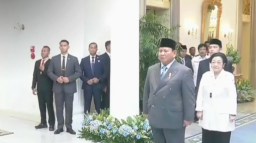 Baca juga : Momen Langka, Megawati Bertemu Presiden Prabowo dan Wapres Gibran