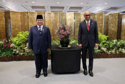 Baca juga : Diplomasi Bunga, Presiden Prabowo Abadikan Nama Ibu di Anggrek Singapura