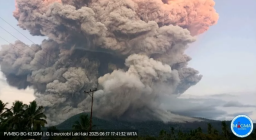 3 Bandara NTT Terdampak Letusan Gunung Lewotobi Laki-Laki
