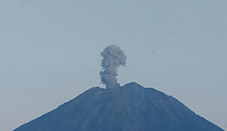 Gunung Semeru Meletus Pagi Ini, Waspada Lahar Panas dan Abu Vulkanik