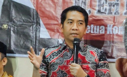 Baca juga : Lindungi Dunia Usaha, Komisi C DPRD Surabaya Dukung Upaya Pemkot Tertibkan Izin Minimarket