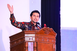 Baca juga : Hadiri Sarasehan Bulan Bung Karno, Plt Gubernur Jatim Ajak GMNI Lestarikan Ideologi Bung Karno