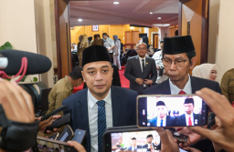 Baca juga : Setelah Toko Modern, Pemkot Surabaya Juga Tertibkan Izin Parkir di Rumah Makan