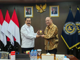 Baca juga : Ketua Umum KONI Pusat Temui Menteri Imigrasi dan Pemasyarakatan, Bahas Kemudahan Visa Pelaku Olahraga