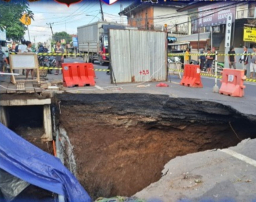 Jalan Denpasar–Gilimanuk Depan Pasar Bajera Amblas, Lalu Lintas Lewat Jalur Alternatif