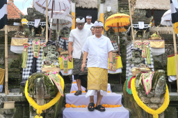 Baca juga : Karya Agung Mamungkah Madya di Pura Dalem Cungkub Banjar Mambal Delodan