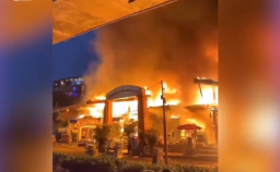 Baca juga : Kebakaran Pasar Taman Puring Jakarta 500 Kios Ludes, Surganya Barang Mewah Harga Terjangkau