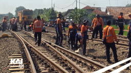 Baca juga : 48 Perjalanan Kereta Api Dibatalkan Imbas KA Argo Bromo Anggrek Anjlok