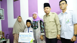 Baca juga : Gubernur Khofifah Takziah ke Jember, Serahkan Santunan Keluarga Korban Kecelakaan Bus di Jalur Bromo Probolinggo