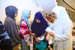 Baca juga : Gubernur Khofifah Serahkan Santunan Korban Rumah Terbakar di Jemur Wonosari Surabaya