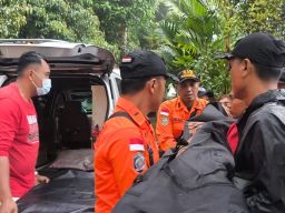 Baca juga : Alami Keram Kaki di Gunung Batukaru, Pendaki Muda Dievakuasi Tim SAR Gabungan