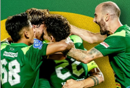 Baca juga : 3 Fakta Laga Klasik Persebaya Vs Persija Kekuatan Brasil di Stadion GBT Surabaya