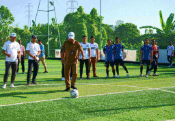 Baca juga : Meriahkan HUT Ke-16 Mangupura, Pemkab Badung Gelar Turnamen Mini Soccer Antar OPD