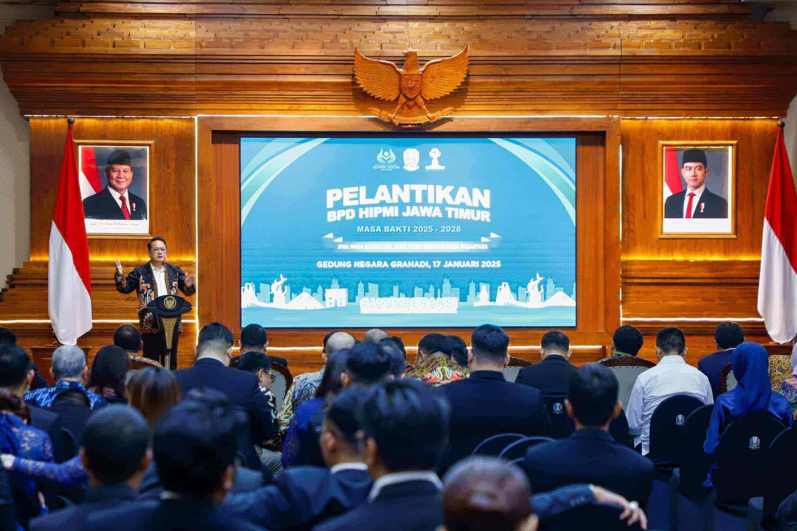 Saksikan Pelantikan BPD HIPMI Jatim 2025-2028, Pj. Gubernur Adhy Pesankan Semangat Agent of Change Ekosistem Perekonomian