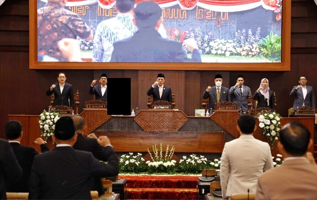 Dua BUMD Jatim Berubah Jadi Perseroda, Pj. Gubernur Adhy: Untuk Tingkatkan Kinerja Demi Kesejahteraan Masyarakat