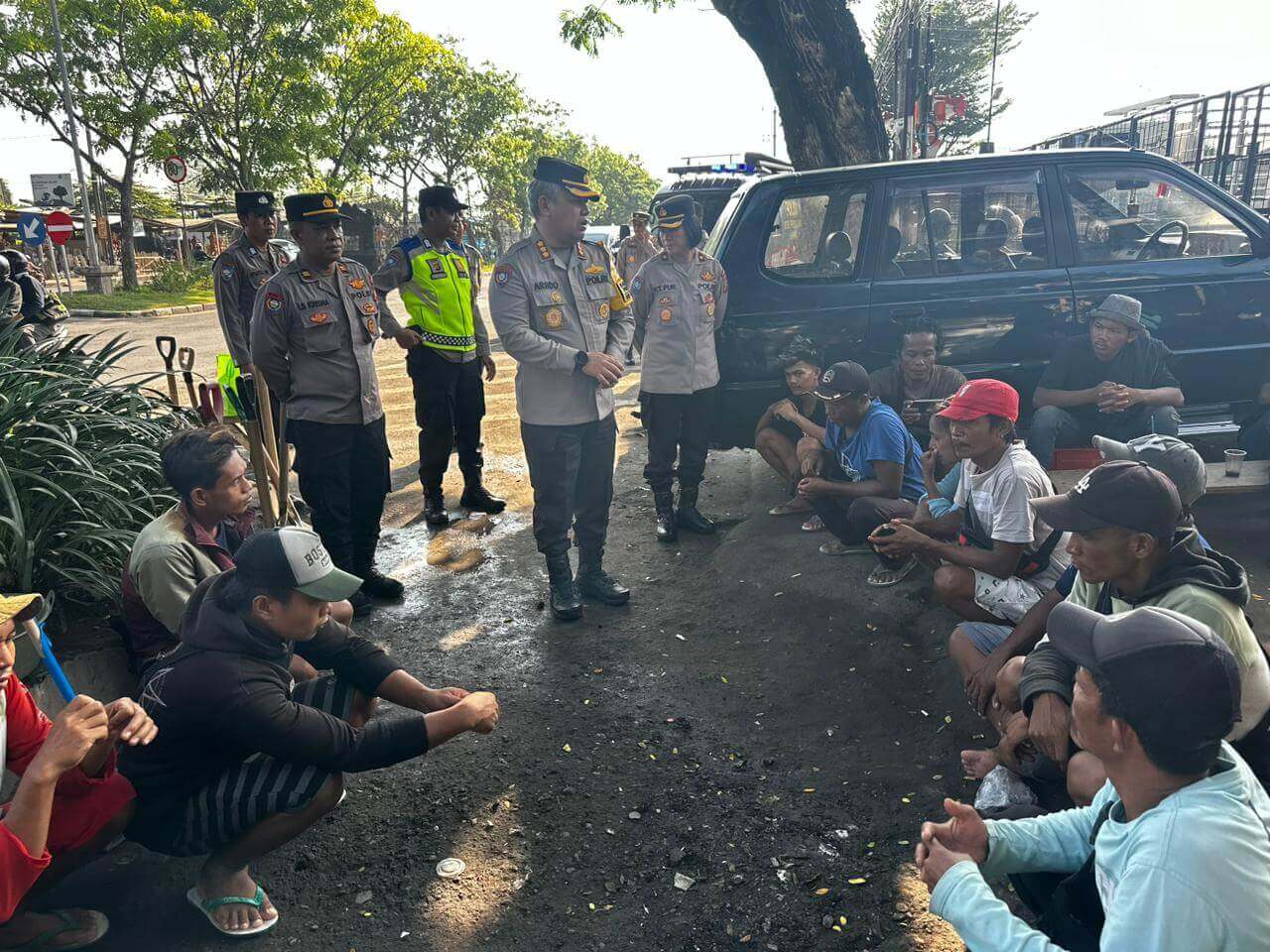 Program Jumat Curhat, Dirbinmas Polda Bali Sampaikan pentingnya menjaga Harkamtibmas di Lingkungan Masing-masing.