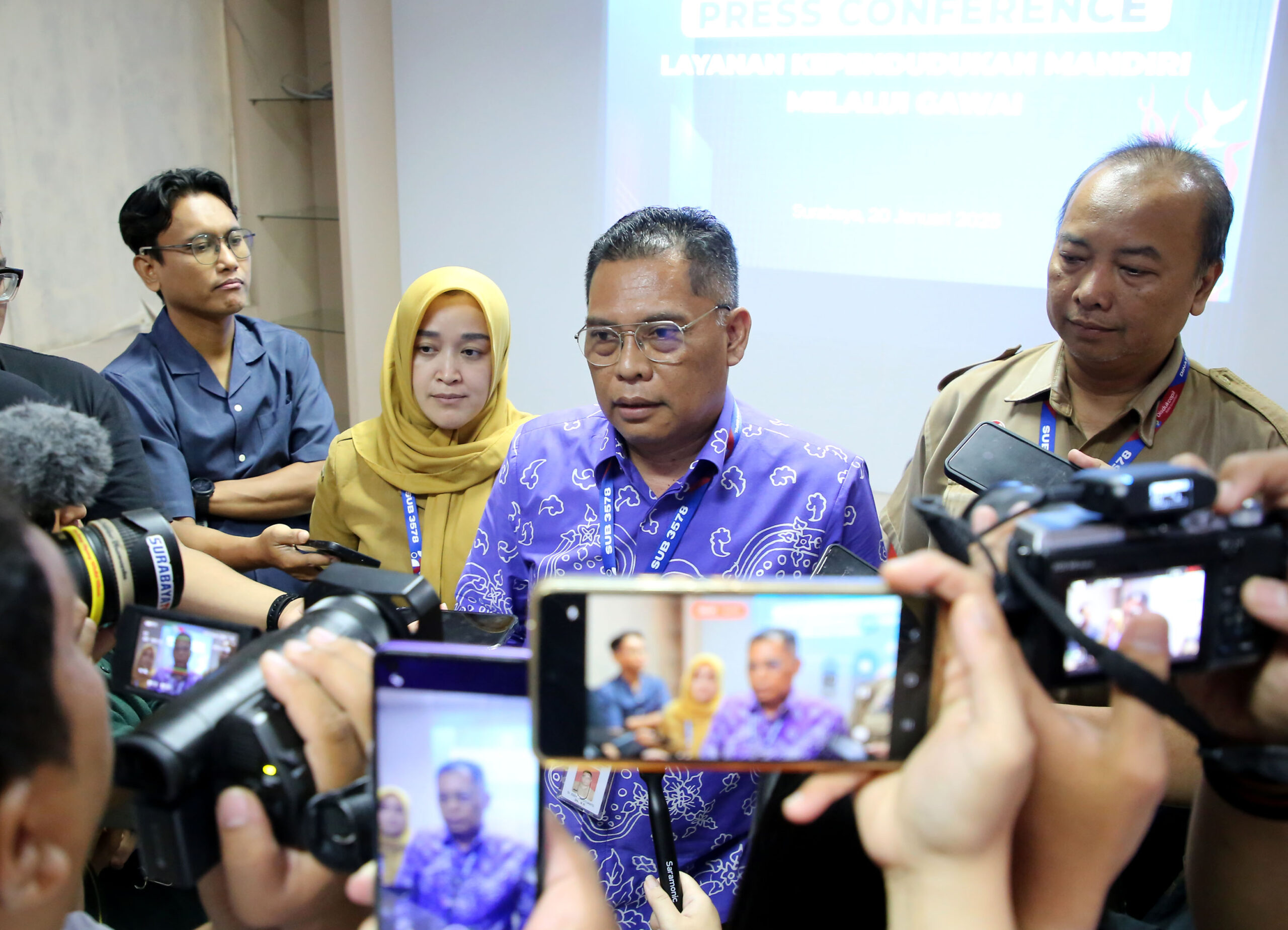 Mulai Hari Ini, Warga Kota Surabaya Bisa Lakukan Permohonan Adminduk Lewat Aplikasi KNG