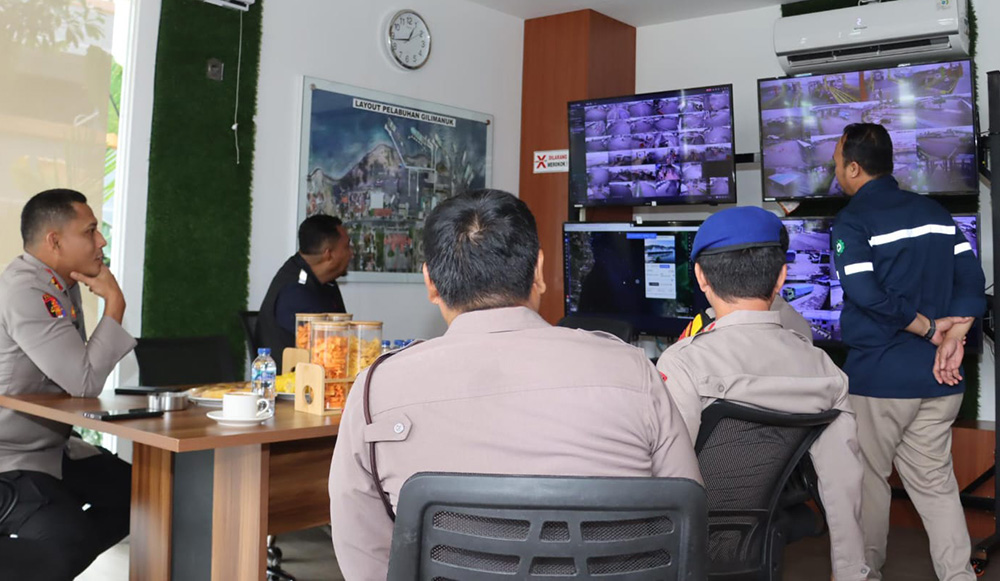 Selama Libur Panjang, Pengamanan Pelabuhan ASDP Ketapang Diperketat