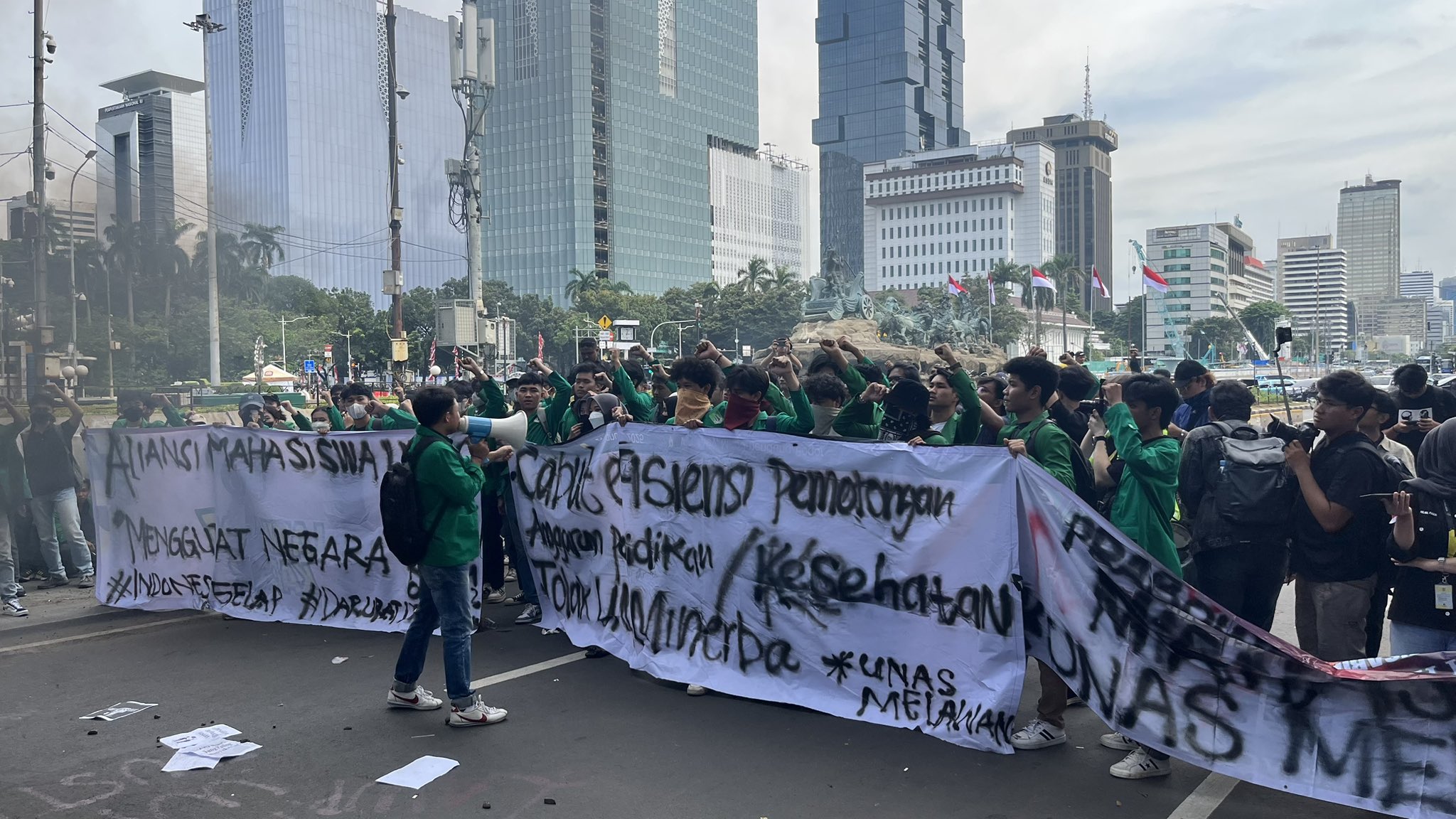 Responsiflah, Pak Presiden Prabowo