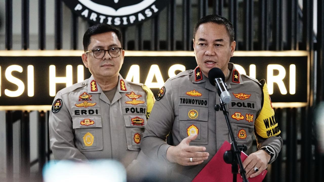 Kapolri Beri Kenaikan Pangkat Bharatu Mardi Hadji