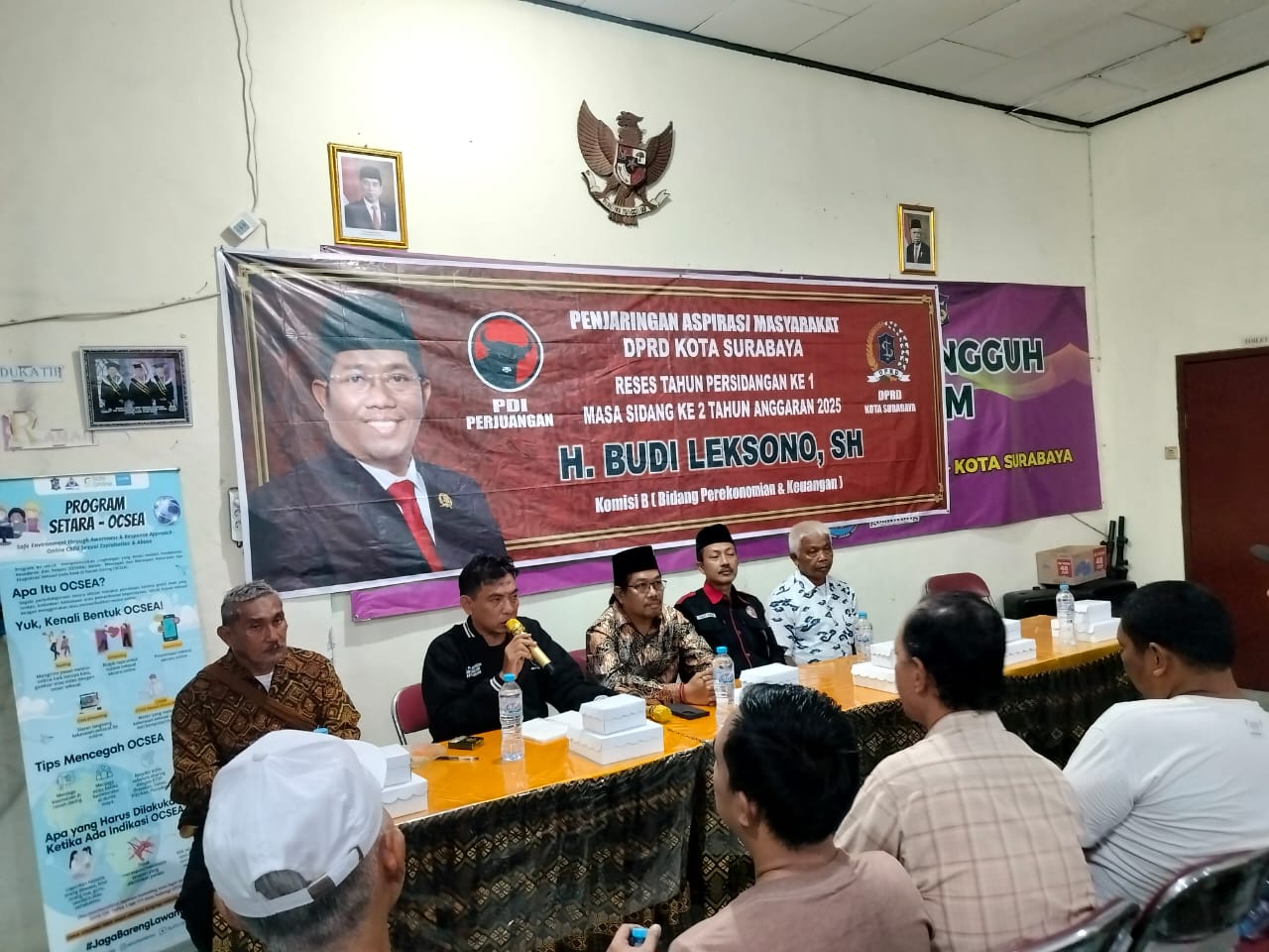 Reses di Kertajaya, Budi Leksono Dengar Keluhan Warga Soal Penerangan Jalan Umum