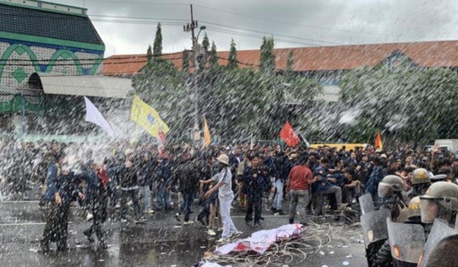 630 Polisi Amankan Aksi ‘Indonesia Gelap’ di DPRD Jatim Hari Ini