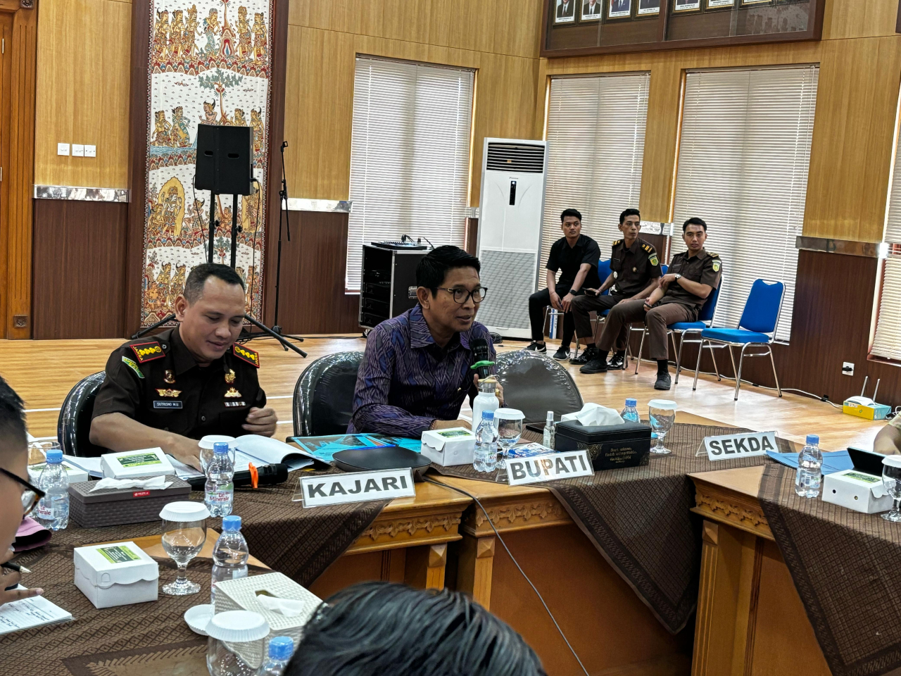 Pastikan Program Bantuan Hari Besar Keagamaan Sesuai Regulasi, Bupati Badung Konsultasi ke Kejari