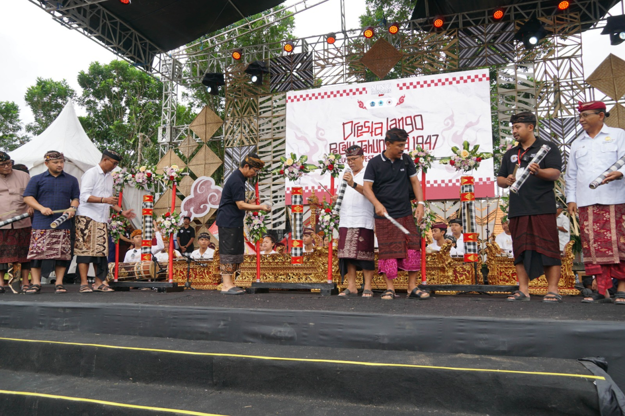 Bupati Badung Buka Lomba Ogoh-ogoh Desa Pecatu
