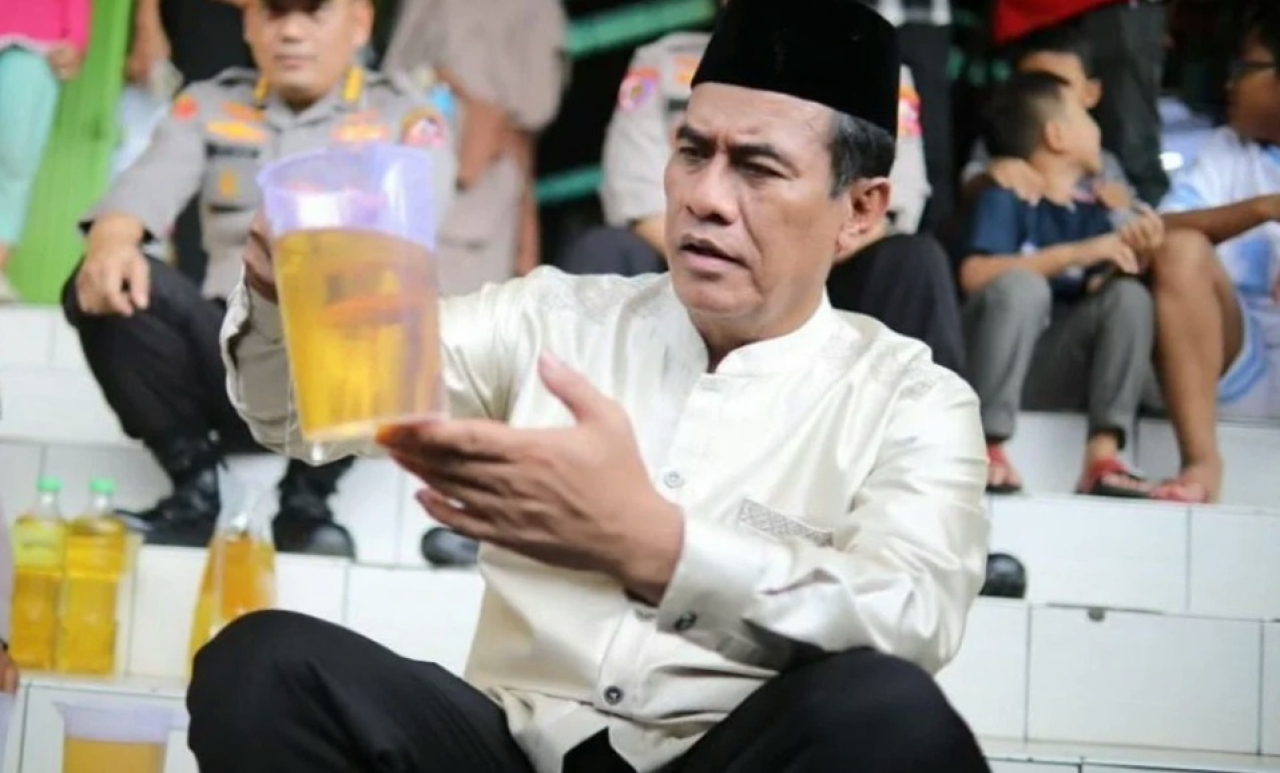 Mentan Andi Amran Sulaiman meminta tiga perusahaan MinyaKita disegel buntut temuan pengurangan takaran.(ist)