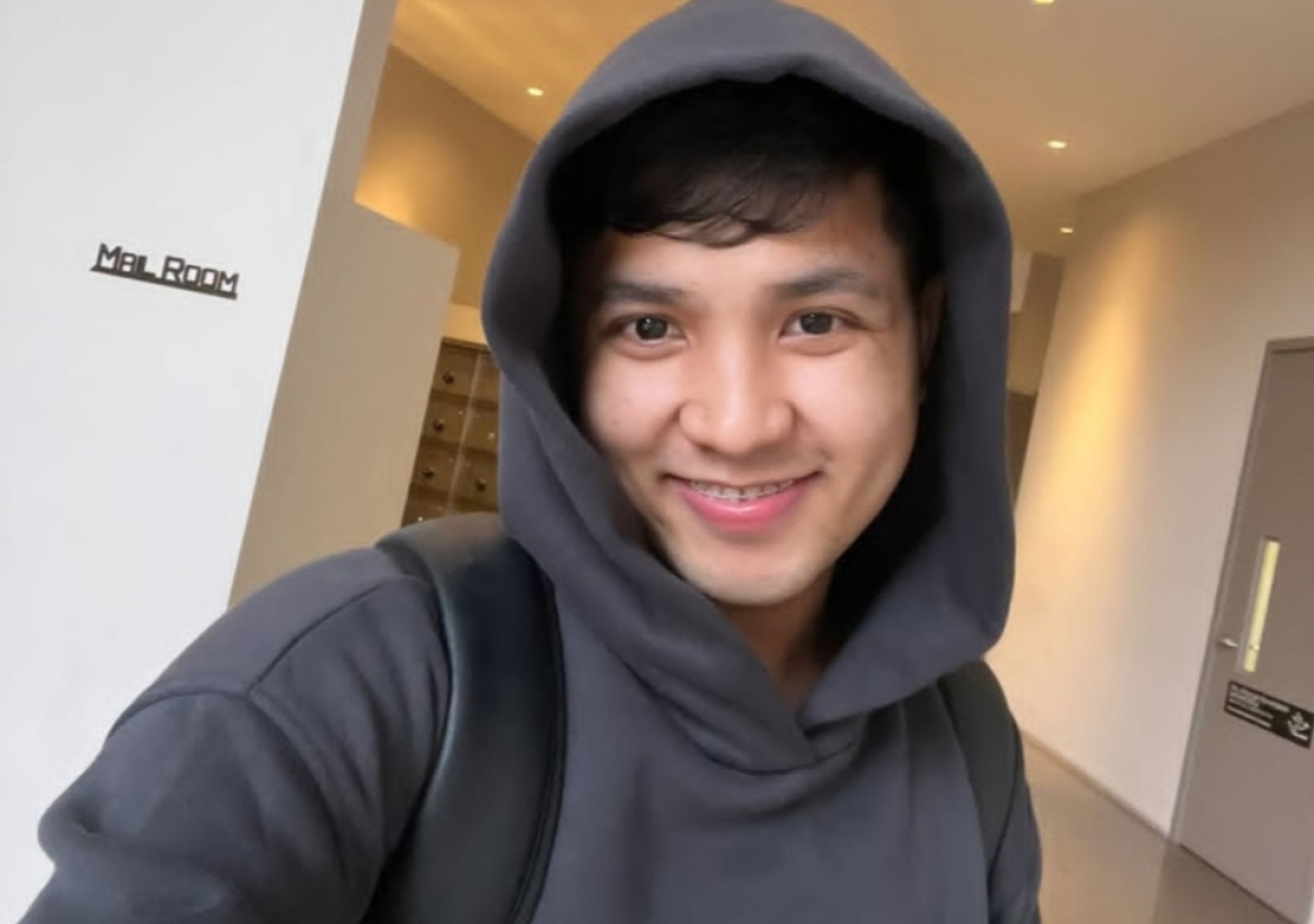 Pedangdut Jirayut Pulang ke Thailand, Fans Khawatir Gempa Susulan