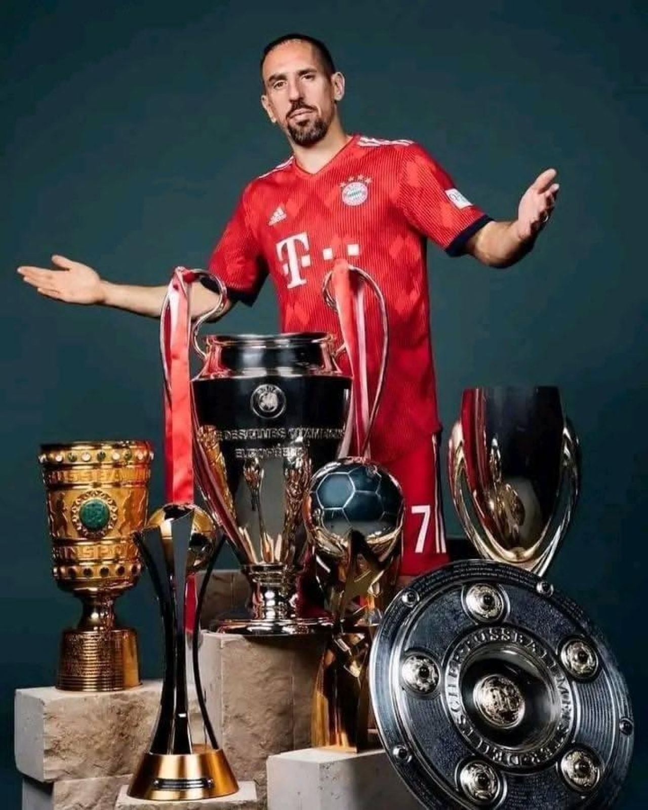 Frank Ribery Akui Kakinya Hampir Diamputasi Usai Pensiun dari Sepak Bola